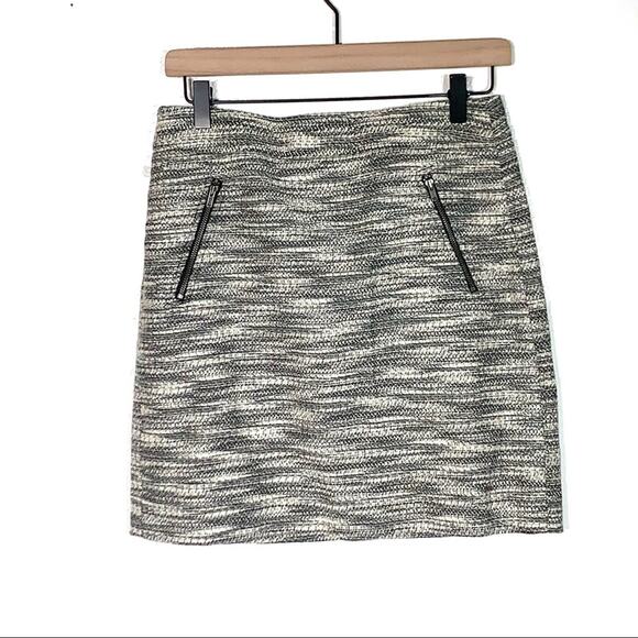 LOFT tweed cream and black knee length straight pencil skirt size 2 - Picture 1 of 5